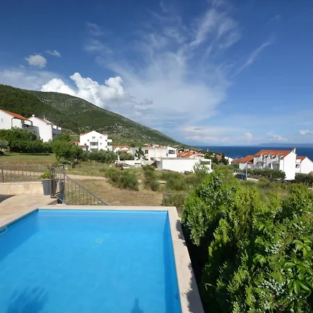 Marvelous Escape Island With Pool - Three Bedroom With Pool Villa Bol